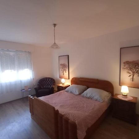 Tesla Appartement Split Buitenkant foto
